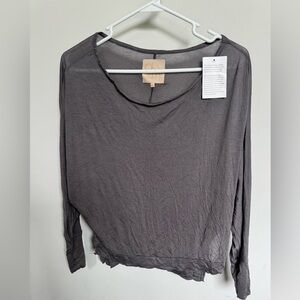 Chaser brand  size xs long sleeve grey shirt